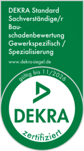 Das Siegel für Carsten Nessler, Sachverständiger Bauschadenbewertung für das Hochbaugewerk (DEKRA zertifiziert)